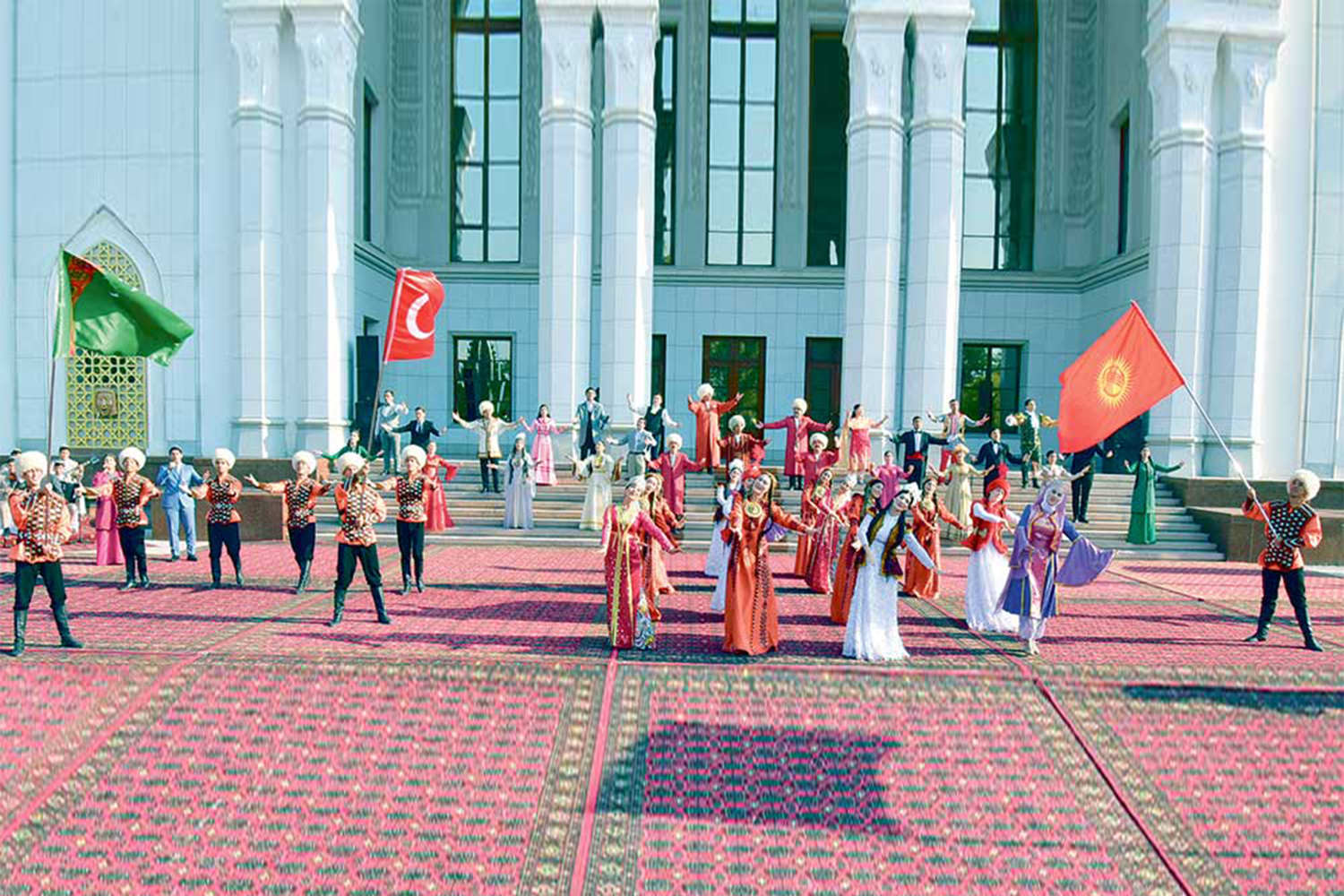 Paýtagtymyzda TÜRKSOÝ-na agza ýurtlaryň II teatr festiwaly başlandy