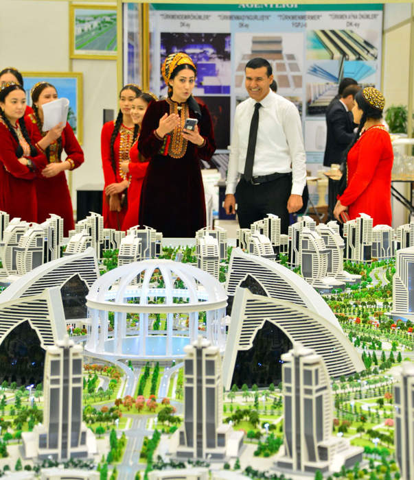 Pudaklaýyn halkara sergi we maslahat