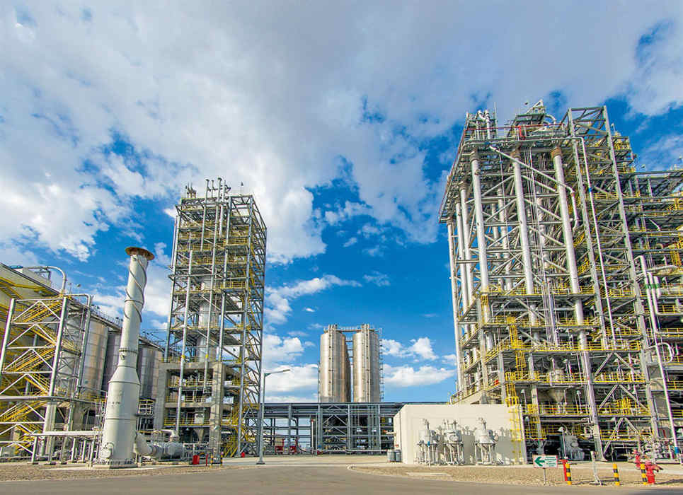 Senagat we kommunikasiýa toplumy döwrebaplaşdyrylar