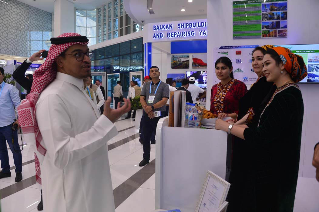 Türkmen deňiz ýakasynda halkara pudaklaýyn maslahatyň çärelerine badalga berildi