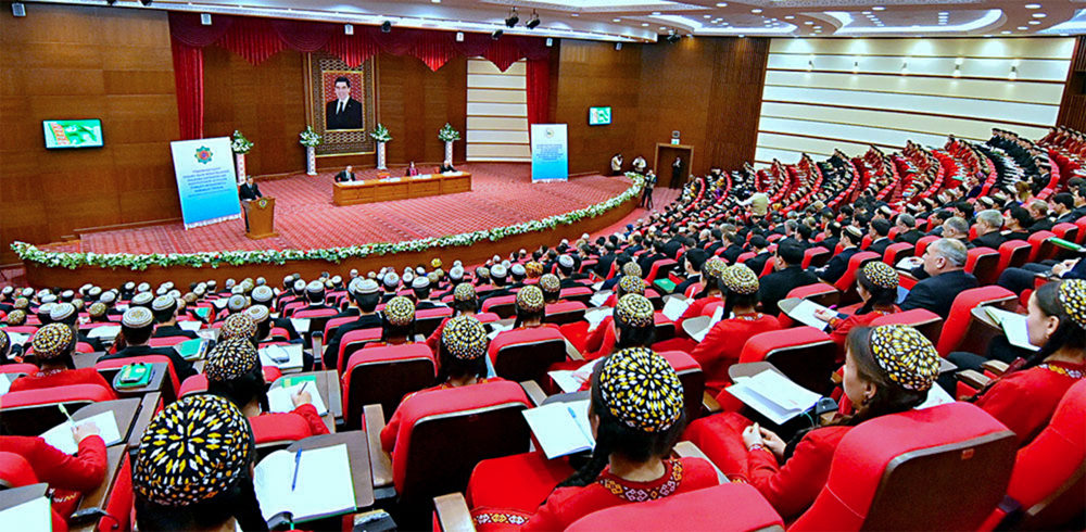 Türkmen diplomatiýasynyň möhüm ugurlary boýunça Okuw merkezi açyldy