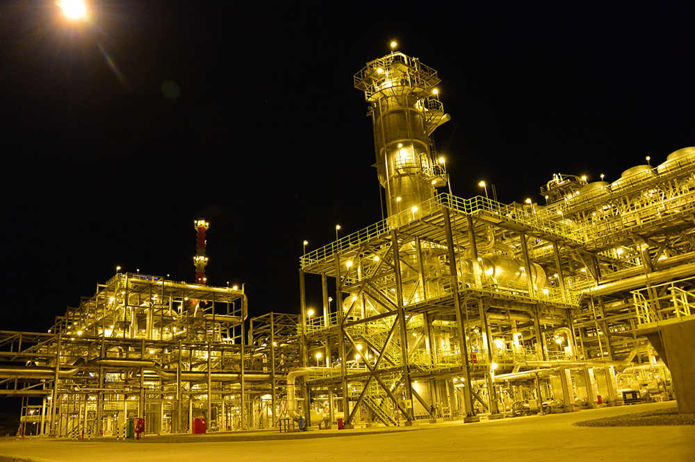 Türkmenabadyň himiýa zawodynyň binýadynda toplumlaýyn mineral dökünleriniň önümçiligi ýola goýlar