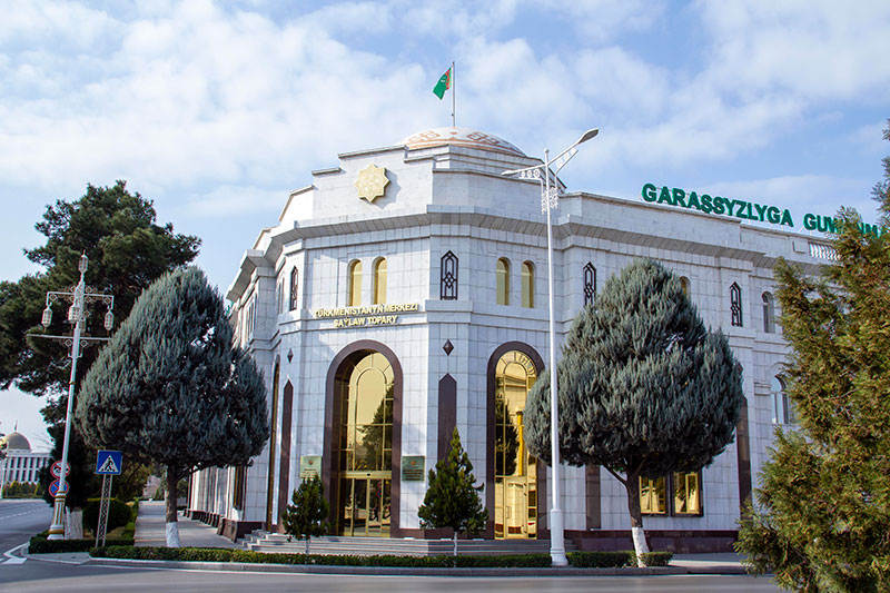 Türkmenistanda Saýlawlary we sala salşyklary geçirmek boýunça merkezi toparyň mejlisi