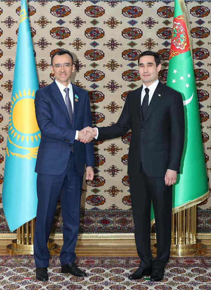 Türkmenistanyň Prezidenti Gazagystan Respublikasynyň Parlament Senatynyň Başlygyny kabul etdi