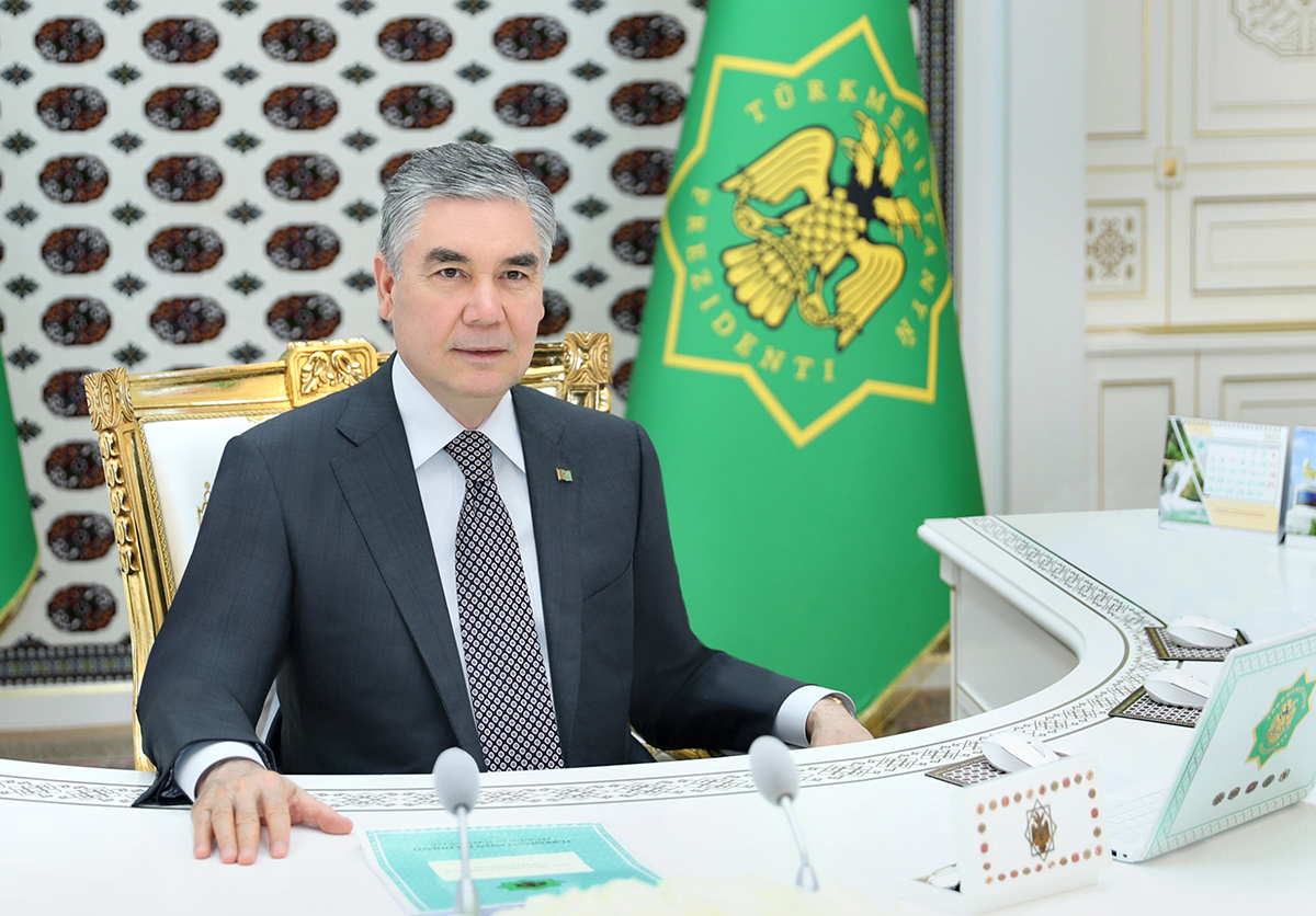 Türkmenistanyň Prezidenti sanly ulgam arkaly iş maslahatyny geçirdi