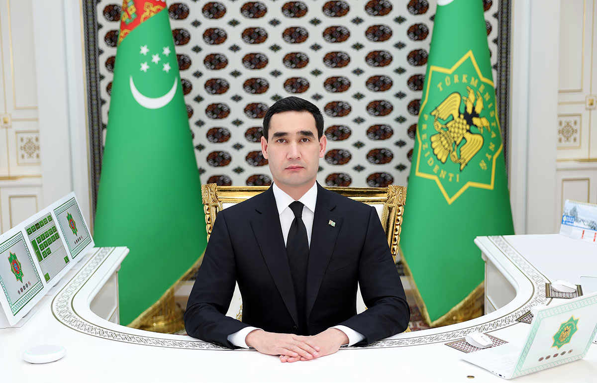 Türkmenistanyň Prezidenti sanly ulgam arkaly iş maslahatyny geçirdi