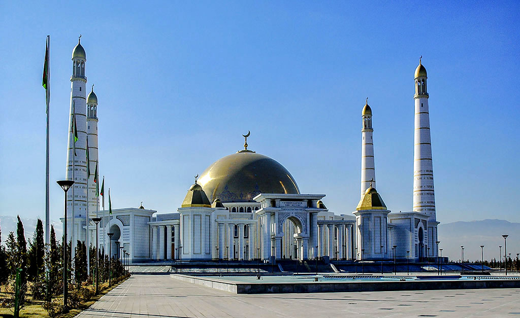Türkmenistanyň Prezidenti watandaşlarymyzy Oraza baýramy bilen gutlady