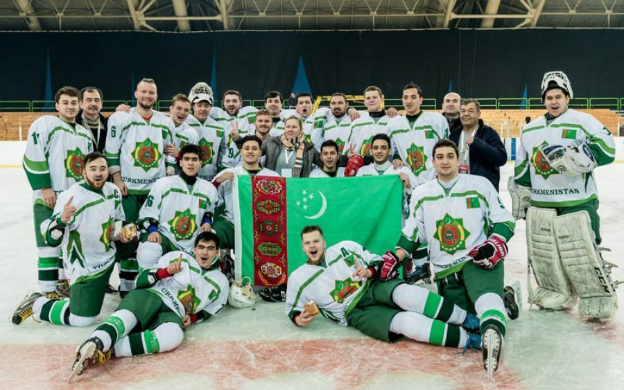 Türk­me­nis­ta­nyň ýy­gyn­dy­sy hok­keý bo­ýun­ça dün­ýä çem­pio­na­ty­nyň üçün­ji di­wi­zio­nyn­da üs­tün­lik ga­zan­dy