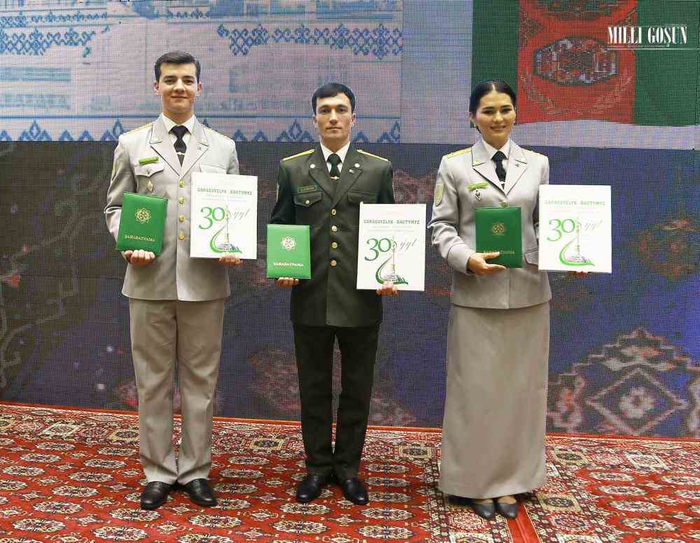 Ýaşlar baýragynyň eýeleri