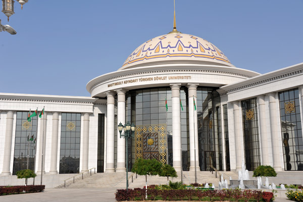 Ýokary okuw mekdepleriniň işlerini üýtgedip gurmak barada