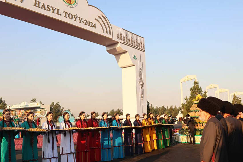 Ýurdumyzda Hasyl toýy dabaraly bellenildi