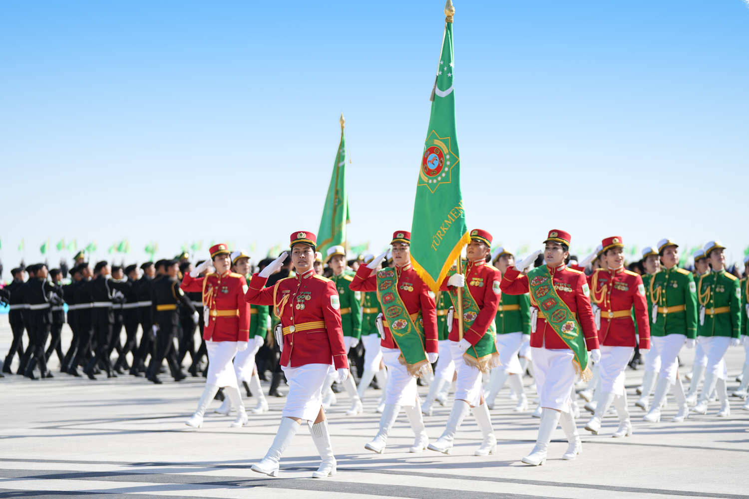 Zenan harby gullukçylar – wepadarlygyň, merdemligiň nusgasy