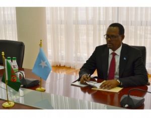 Aşgabatda Somali Federatiw Respublikasynyň ilçisi akkreditirlendi