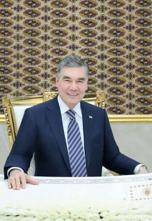 Balkan welaýatynyň edermen pagtaçylaryna, ýygymçylaryna, mehanizatorlaryna we ähli oba hojalyk işgärlerine