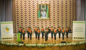 Beýik döwrümize buýsanç