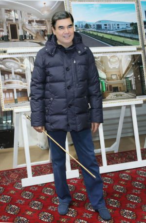 Döwlet Baştutanymyz täze desgalaryň gurluşygy bilen tanyşdy we Olimpiýa şäherçesine bardy