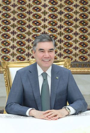 Garaşsyz, hemişelik Bitarap Türkmenistanyň bank ulgamynyň işgärlerine we ähli halkyna