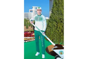 Hormatly Prezidentimiz ählihalk bag ekmek dabarasyna gatnaşdy