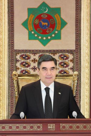 Hormatly Prezidentimiz Gurbanguly Berdimuhamedow deputatlar düzümi bilen duşuşyk geçirdi