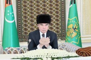 Hormatly Prezidentimiz Gurbanguly Berdimuhamedow Hatyra güni mynasybetli çärelere gatnaşdy