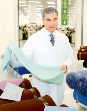 Hormatly Prezidentimiz Gurbanguly Berdimuhamedow nobatdaky iri dokma toplumynyň açylyş dabarasyna gatnaşdy