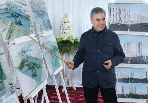 Hormatly Prezidentimiz Gurbanguly Berdimuhamedow paýtagtymyz boýunça iş saparyny amala aşyrdy