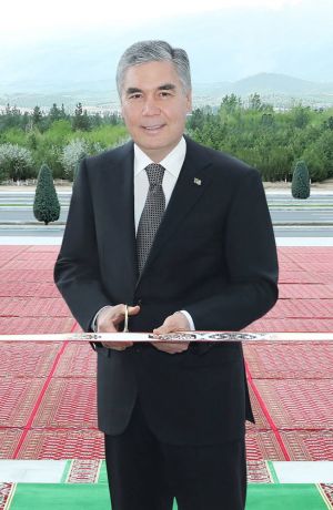 Hormatly Prezidentimiz paýtagtymyzda täze desgalaryň açylyş dabaralaryna gatnaşdy