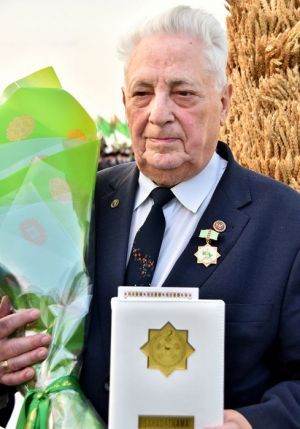 Iwan Iwanowiç Kuzmini Türkmenistanyň «Bitaraplyk» ordeni bilen sylaglamak hakynda