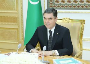 “Oguzhan” köşkler toplumynda Türkmenistanyň Ministrler Kabinetiniň mejlisi