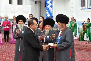 Paýtagtymyzyň ýaşaýyş toplumynda täze jaý toýlary tutuldy