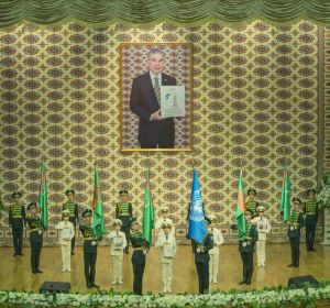 Täze neşir – baky Bitaraplygymyza toý sowgady