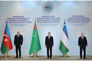 «Türkmenistan – Azerbaýjan – Özbegistan» formatyndaky üçtaraplaýyn duşuşyk geçirildi