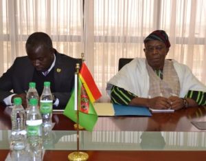 Türkmenistanda Gana Respublikasynyň Adatdan daşary we Doly ygtyýarly ilçisi işe başlady