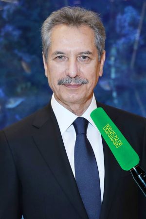 Türkmenistanyň Prezidenti «Çalyk Holding» kompaniýasynyň ýolbaşçysyny kabul etdi