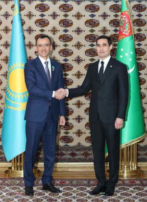 Türkmenistanyň Prezidenti Gazagystan Respublikasynyň Parlament Senatynyň Başlygyny kabul etdi