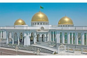 Türkmenistanyň Prezidenti Gyrgyz Respublikasynyň Prezidentini gutlady