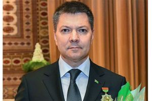 Türkmenistanyň Prezidenti O.Kononenkony doglan güni bilen gutlady