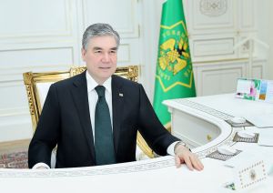 Türkmenistanyň Prezidenti sanly wideoaragatnaşyk arkaly iş maslahatyny geçirdi