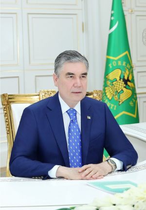 Türkmenistanyň Prezidenti sanly wideoaragatnaşyk arkaly iş maslahatyny geçirdi