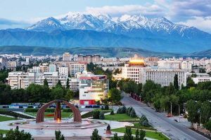 Türkmenistanyň Prezidentiniň Gyrgyzystana iş sapary başlandy