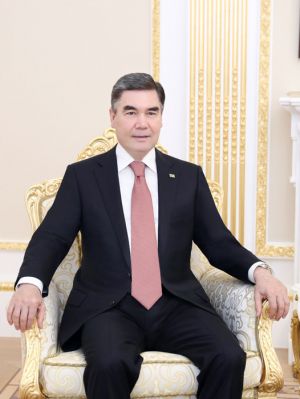 Türkmenistanyň X Halkara gaz kongresine gatnaşyjylara