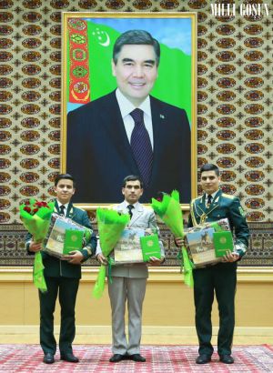 Watan goragçylary – Türkmenistanyň Ýaşlar baýragynyň eýeleri