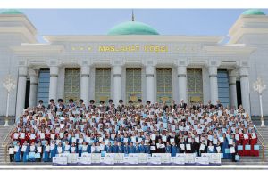 Watanyň bagtyýar nesilleri sylaglanyldy