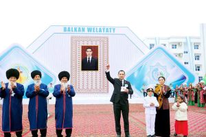 Ýaşaýyş jaý toplumy açyldy