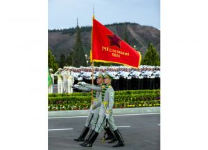 Ýeňiş ýörişinde uruş döwrüni hakydamyzda janlandyran keşpler