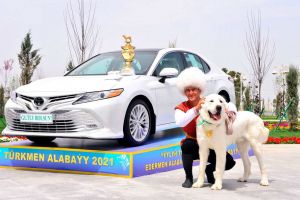 «Ýylyň türkmen edermen alabaýy» halkara bäsleşiginiň we ugurdaş döredijilik bäsleşiginiň netijeleri dabaraly ýagdaýda jemlenildi